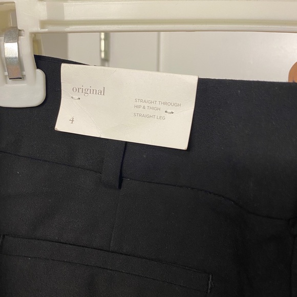 Loft Black Dress Pant. Original Style Size 4 - Picture 2 of 3
